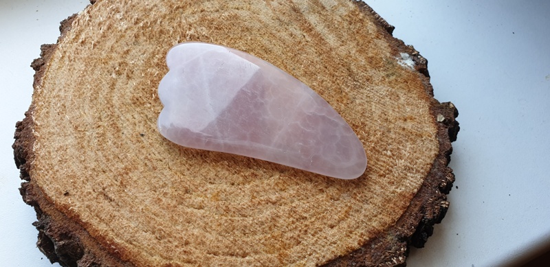 Guaša masāžai skrubekļi rozā kvarcs pink-3
